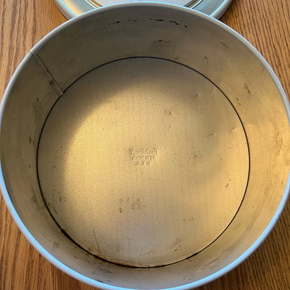 Vintage Tin 